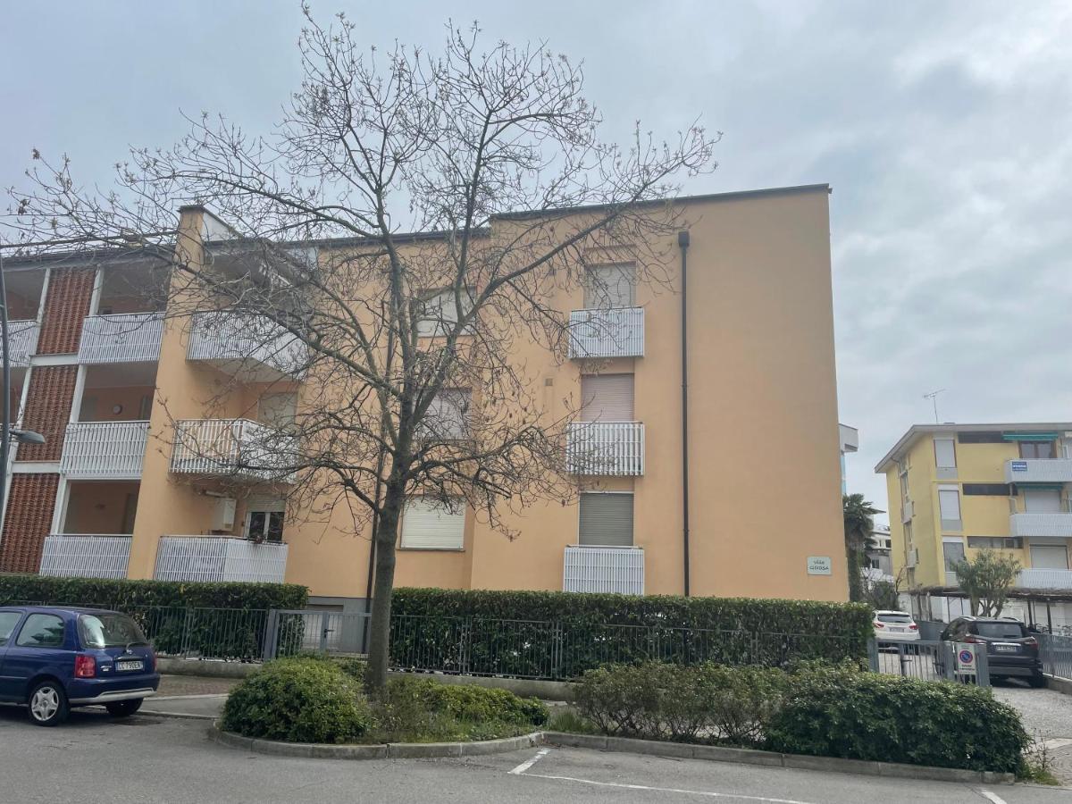 Appartamento In Villa Gioiosa Grado Exteriör bild